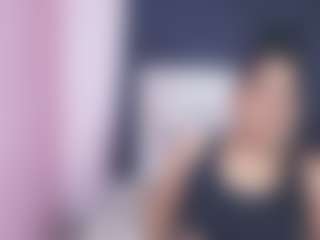 ZoeRossee's Live Sex Cam Show