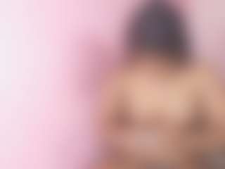 Live cam show with ZoeRossee - Tease on infinitiblacc.com