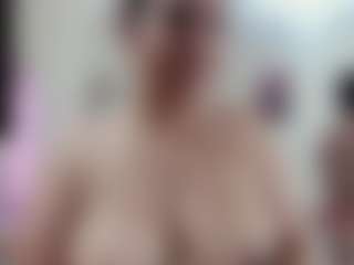 alma-alvaress's Live Sex Cam Show