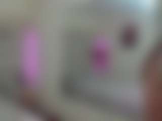Live cam show with alma-alvaress - Brown Eyes on milfzrlive.com