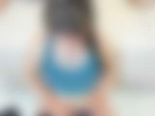 Live cam show with BellaAura - New Young Adult on Milfs Live