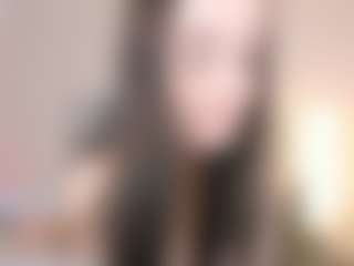Bella's Live Sex Cam Show