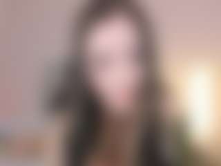 Bella's Live Sex Cam Show