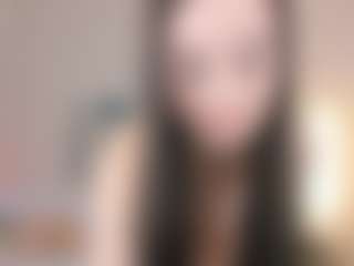 Bella's Live Sex Cam Show