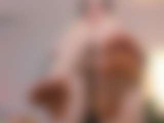 Bella's Live Sex Cam Show