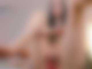 Bella's Live Sex Cam Show