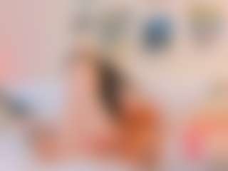 Bella's Live Sex Cam Show