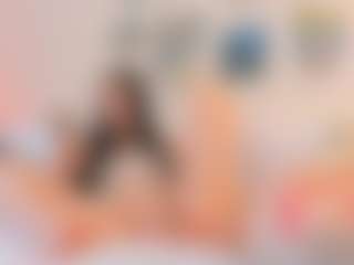 Bella's Live Sex Cam Show