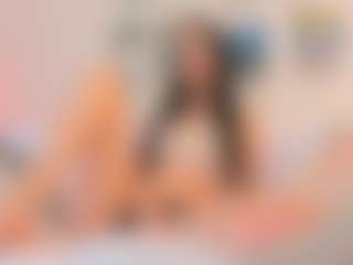 Bella's Live Sex Cam Show