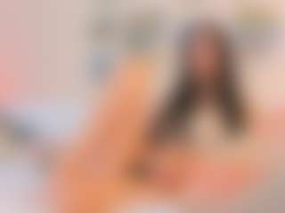 Bella's Live Sex Cam Show
