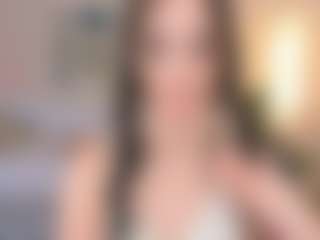 Bella's Live Sex Cam Show
