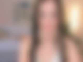 Bella's Live Sex Cam Show