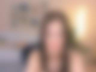 Bella's Live Sex Cam Show