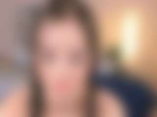Bella's Live Sex Cam Show