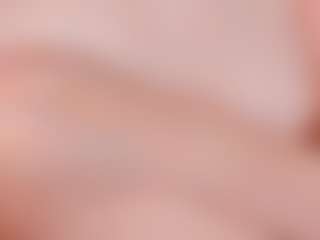 Bella's Live Sex Cam Show