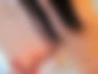 Bella's Live Sex Cam Show