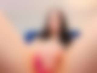 Bella's Live Sex Cam Show