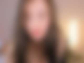 Bella's Live Sex Cam Show