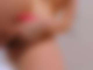 Bella's Live Sex Cam Show