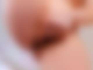 Bella's Live Sex Cam Show