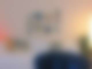 Bella's Live Sex Cam Show