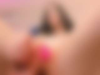 Bella's Live Sex Cam Show