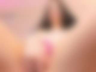 Live cam show with Bella - Skinny Teen (18+) on sexytreat.net