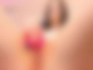 Bella's Live Sex Cam Show