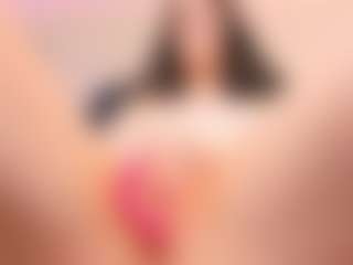 Bella's Live Sex Cam Show
