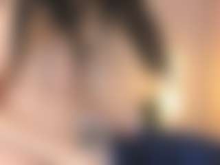 Bella's Live Sex Cam Show