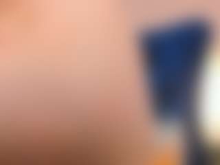 Bella's Live Sex Cam Show