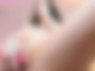 Bella's Live Sex Cam Show
