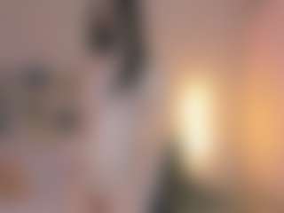Bella's Live Sex Cam Show