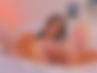 Bella's Live Sex Cam Show