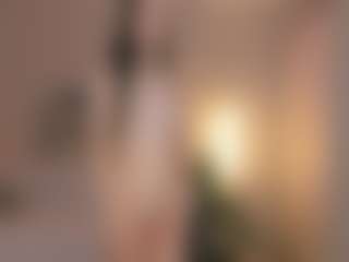 Bella's Live Sex Cam Show