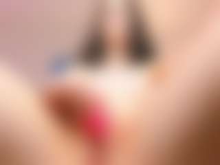 Live cam show with Bella - Erotic Dance on slutload