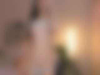 Bella's Live Sex Cam Show