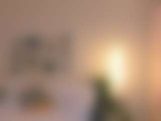 Bella's Live Sex Cam Show
