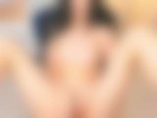 Bella's Live Sex Cam Show