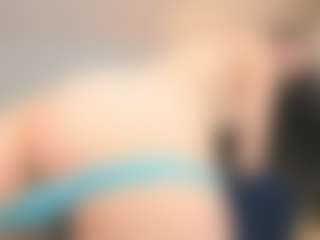 Live cam show with Bella - Erotic Dance on Dare Cams