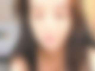 Bella's Live Sex Cam Show