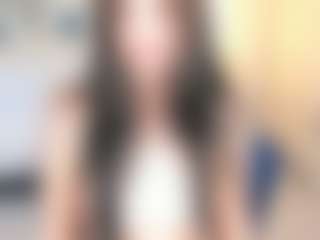 Bella's Live Sex Cam Show