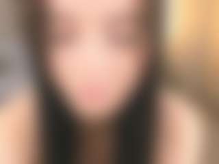 Live cam show with Bella - Erotic Dance on CamSextacy