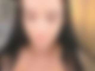 Live cam show with Bella - Handjob on Instabang