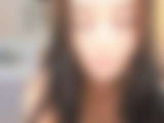 Live cam show with Bella - Green Eyes on 1on1-livenow