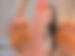 Live cam show with Bella - Fingering on xfollow cams