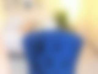 Bella's Live Sex Cam Show
