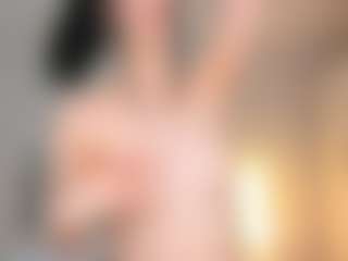 Bella's Live Sex Cam Show