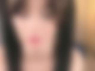 Live cam show with Bella - Camel Toe on xheatlive.com