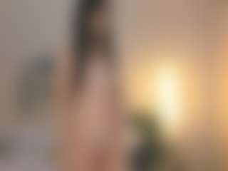 Bella's Live Sex Cam Show